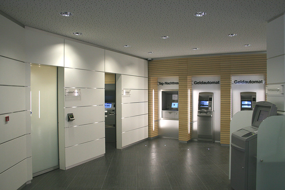 Objekteinrichtung für Bank und Sparkasse